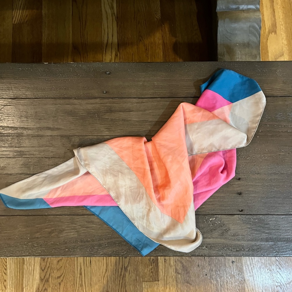 Color block scarf